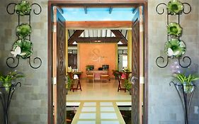 Sun Siyam Vilu Reef - 24 Hours All-Inclusive With Complimentary Return Trip